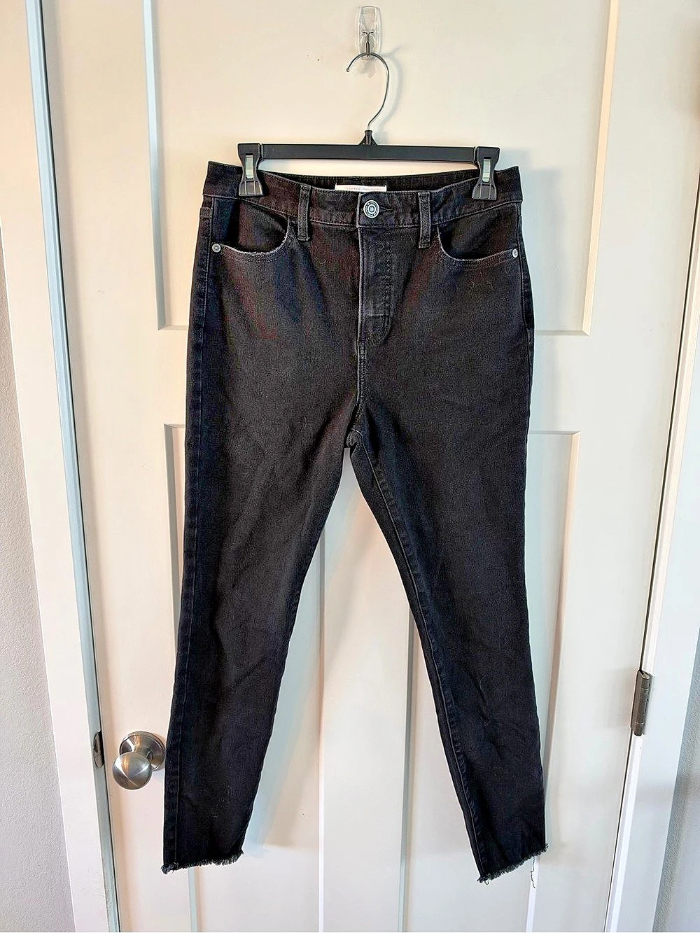 Lauren Conrad Super High Rise Super Skinny Black Skinny Jeans Size 6
